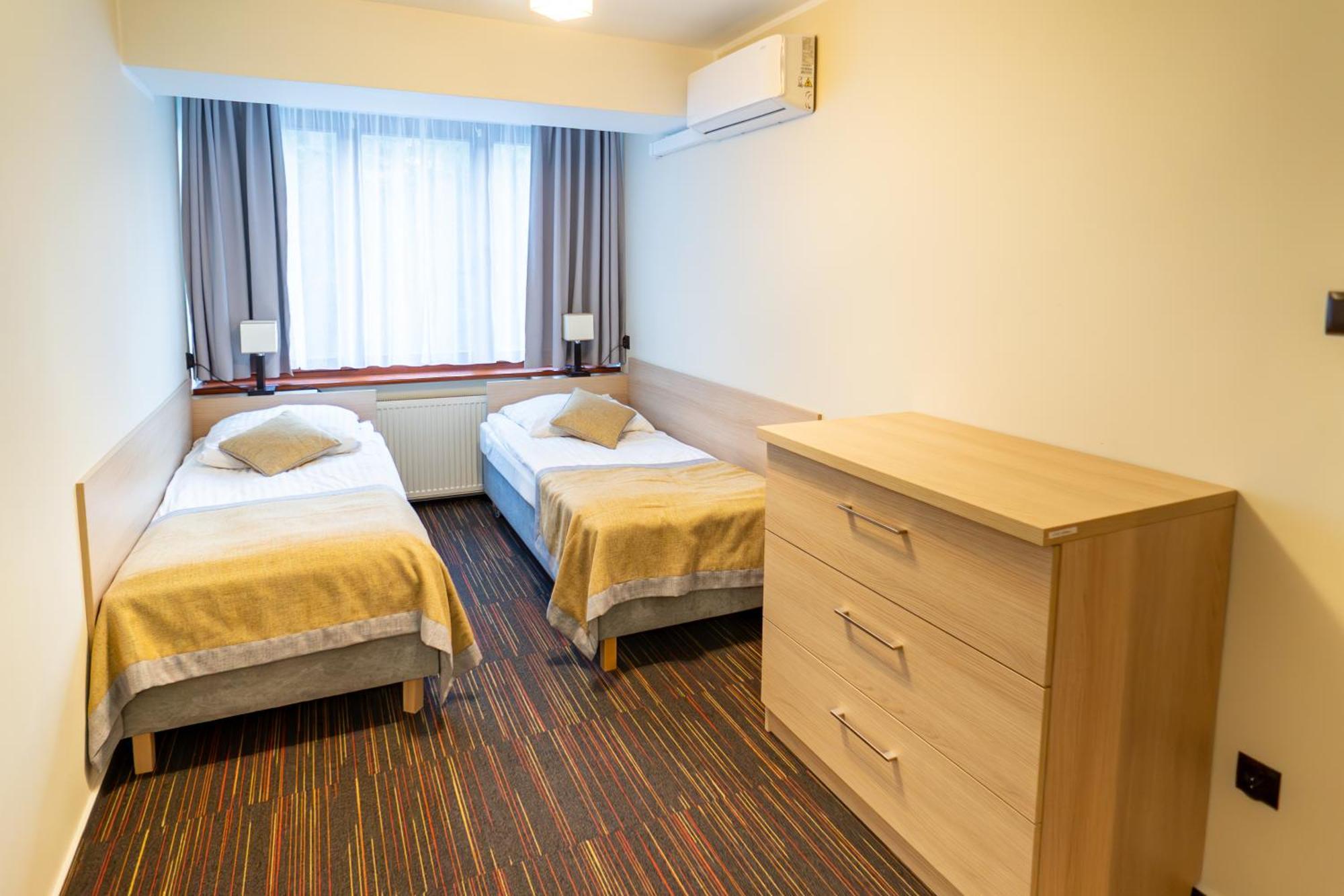 Osrodek Szkoleniowo-Wypoczynkowy "Lesnik" Hotel Ustka Exterior foto