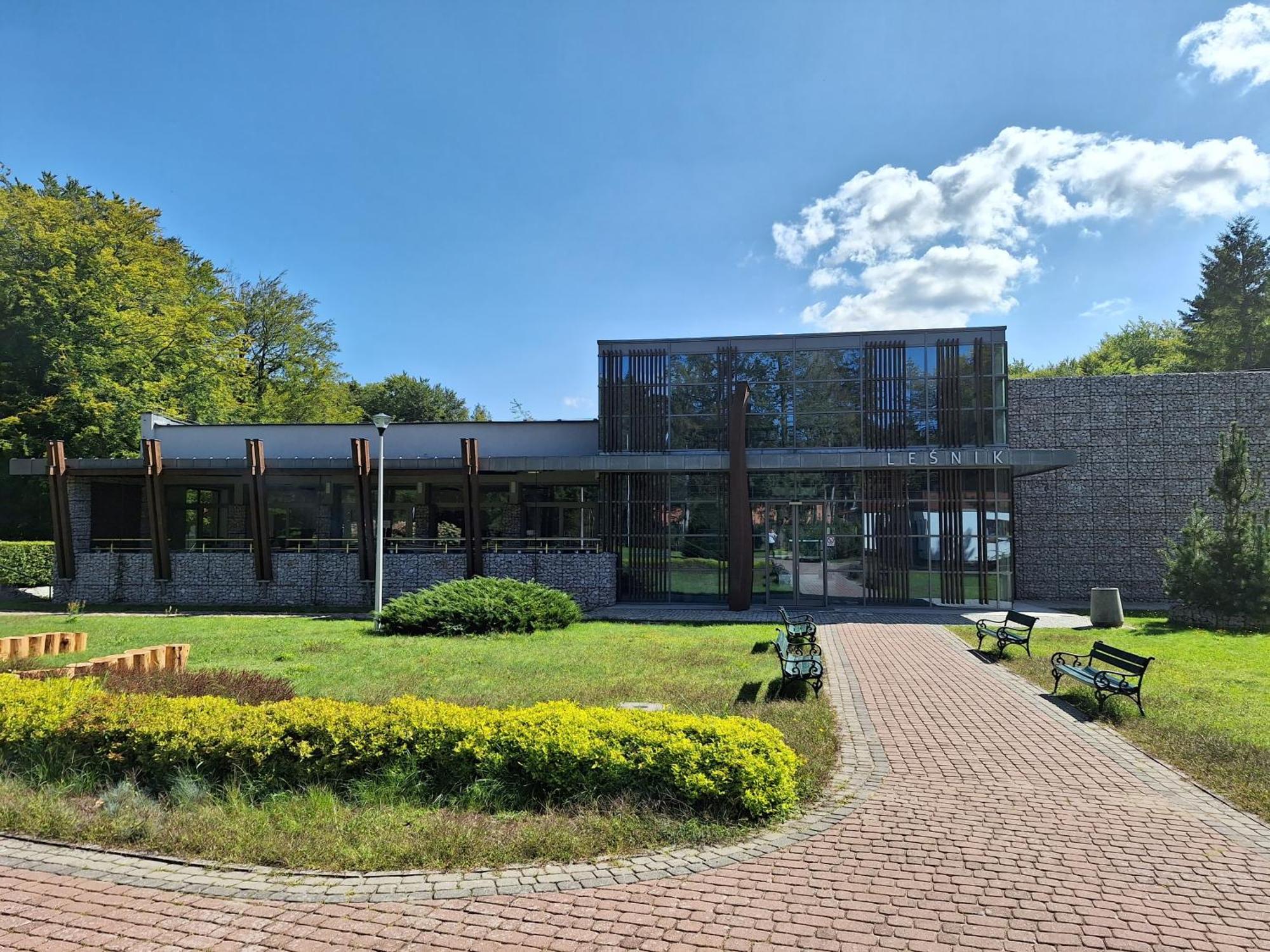 Osrodek Szkoleniowo-Wypoczynkowy "Lesnik" Hotel Ustka Exterior foto